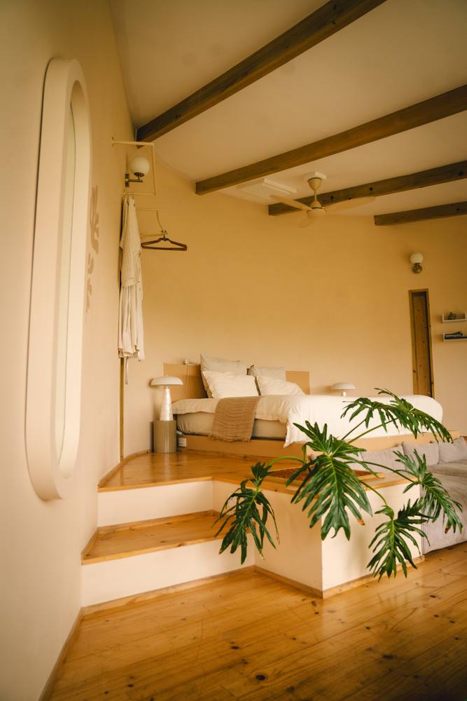 Golden hour inside Sand Cabin
